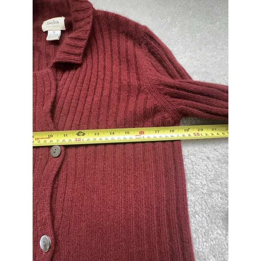 Vintage NEIMAN MARCUS Quiet Luxury 100% Cashmere Cardigan Ribbed Burgundy 8